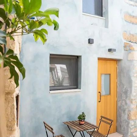 Evans House Ii One Bedroom Maisonette Vakantiehuis